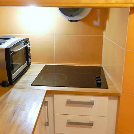 Ezy Ramos Alfama Apartman *