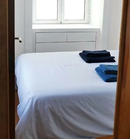 Ezy Ramos Alfama Apartman *