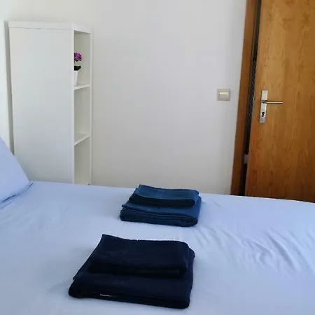 Ezy Ramos Alfama Apartman *